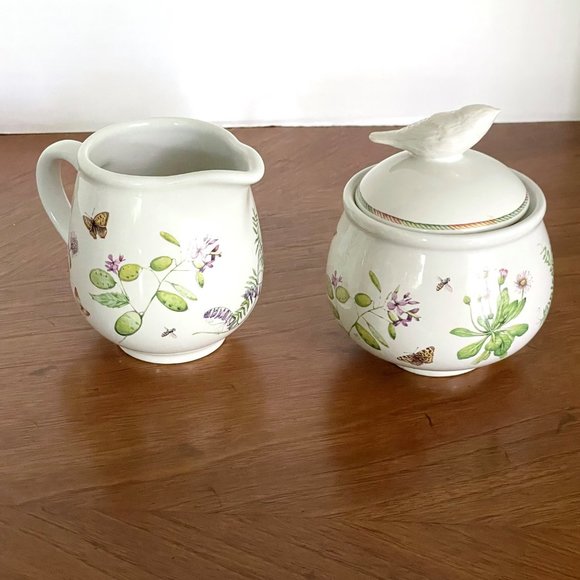 Wildflower Meadow Creamer/Sugar Bowl and Lid by Marjolein Bastin for Hallmark - Picture 4 of 6